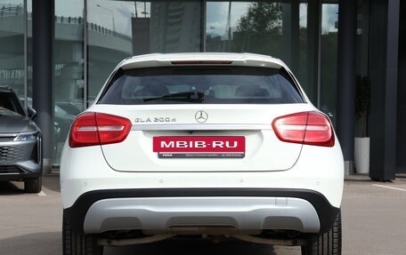 Mercedes-Benz GLA, 2015 год, 1 690 000 рублей, 6 фотография