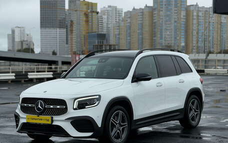 Mercedes-Benz GLB, 2019 год, 3 689 000 рублей, 4 фотография