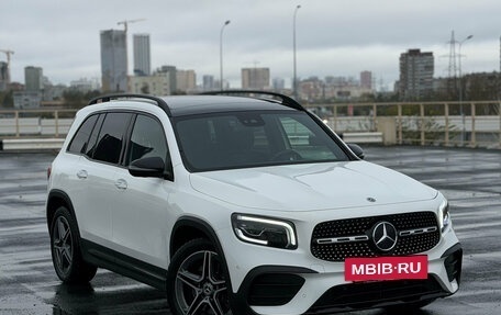 Mercedes-Benz GLB, 2019 год, 3 689 000 рублей, 3 фотография