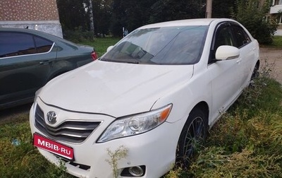 Toyota Camry, 2010 год, 680 000 рублей, 1 фотография