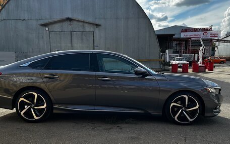 Honda Accord IX рестайлинг, 2018 год, 2 800 000 рублей, 4 фотография