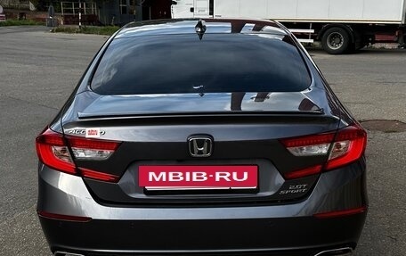 Honda Accord IX рестайлинг, 2018 год, 2 800 000 рублей, 15 фотография