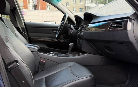 BMW 3 серия, 2011 год, 970 000 рублей, 12 фотография