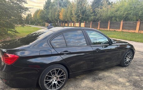 BMW 3 серия, 2013 год, 1 900 000 рублей, 4 фотография