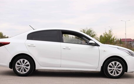 KIA Rio IV, 2018 год, 1 160 700 рублей, 4 фотография