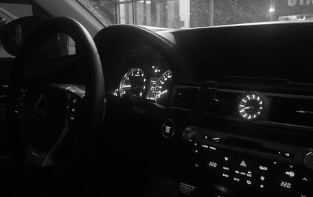 Lexus GS IV рестайлинг, 2014 год, 2 000 000 рублей, 2 фотография