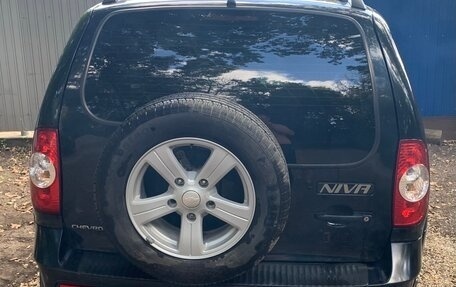 Chevrolet Niva I рестайлинг, 2014 год, 610 000 рублей, 4 фотография