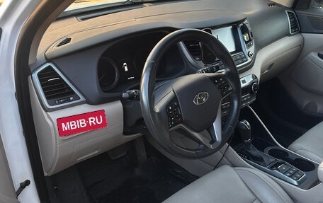 Hyundai Tucson III, 2017 год, 2 100 000 рублей, 16 фотография