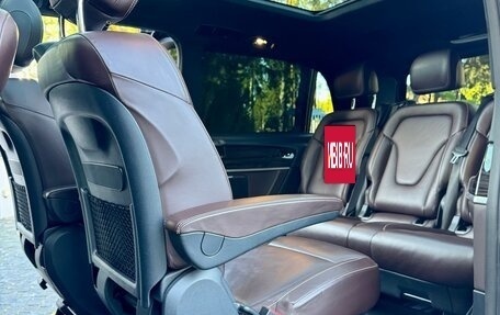 Mercedes-Benz V-Класс, 2017 год, 4 200 000 рублей, 8 фотография