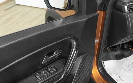 Renault Duster, 2021 год, 1 684 000 рублей, 5 фотография