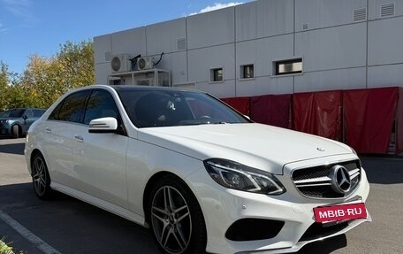Mercedes-Benz E-Класс, 2015 год, 2 650 000 рублей, 3 фотография