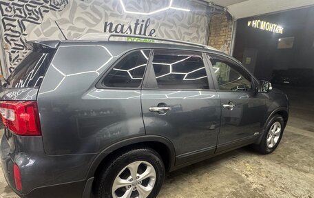 KIA Sorento II рестайлинг, 2014 год, 1 800 000 рублей, 2 фотография