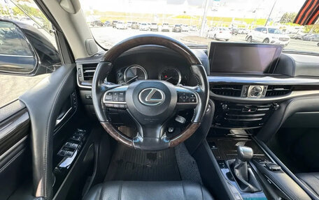 Lexus LX III, 2016 год, 6 999 000 рублей, 9 фотография