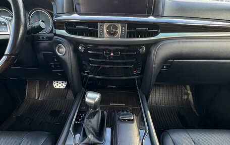 Lexus LX III, 2016 год, 6 999 000 рублей, 10 фотография