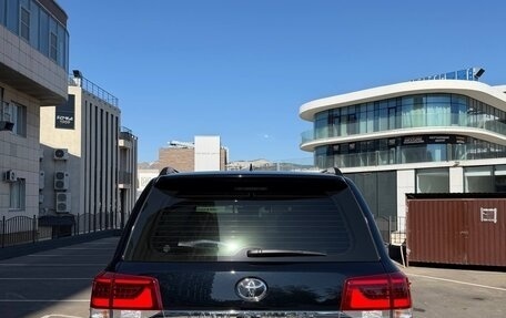 Toyota Land Cruiser 200, 2016 год, 5 990 000 рублей, 5 фотография