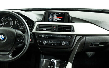 BMW 3 серия, 2015 год, 1 749 700 рублей, 14 фотография