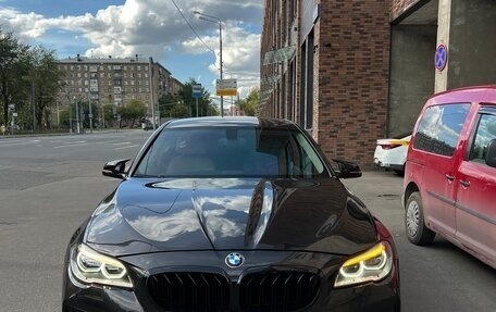 BMW 5 серия, 2016 год, 2 600 000 рублей, 2 фотография