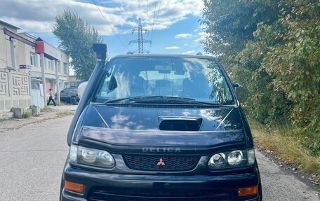 Mitsubishi Delica IV, 1997 год, 1 386 000 рублей, 3 фотография