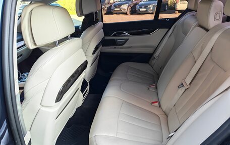 BMW 7 серия, 2016 год, 3 499 999 рублей, 13 фотография