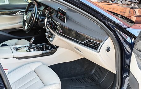 BMW 7 серия, 2016 год, 3 499 999 рублей, 31 фотография