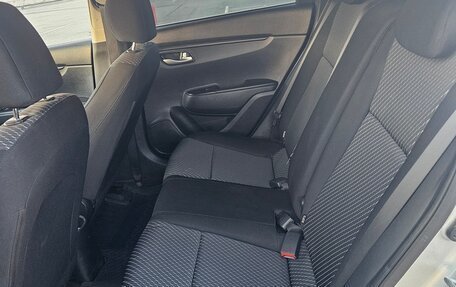 KIA Rio IV, 2018 год, 1 300 000 рублей, 8 фотография