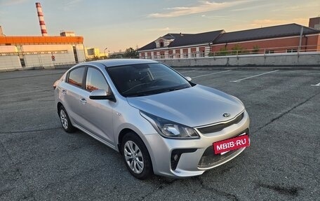 KIA Rio IV, 2018 год, 1 300 000 рублей, 3 фотография