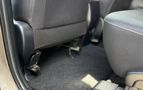 Toyota RAV4, 2018 год, 2 750 000 рублей, 11 фотография