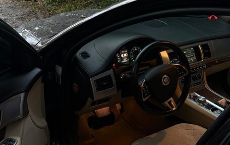 Jaguar XF I рестайлинг, 2013 год, 1 340 000 рублей, 6 фотография