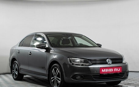 Volkswagen Jetta VI, 2011 год, 995 000 рублей, 3 фотография