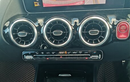 Mercedes-Benz B-Класс, 2019 год, 1 599 000 рублей, 17 фотография