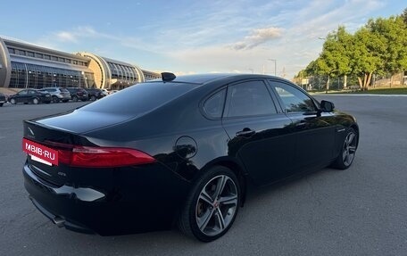Jaguar XF II, 2017 год, 1 590 000 рублей, 4 фотография
