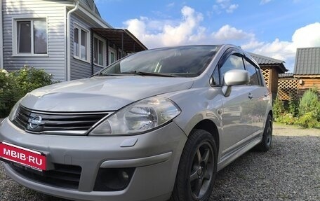 Nissan Tiida, 2010 год, 735 000 рублей, 3 фотография