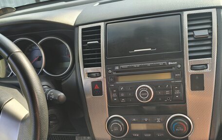 Nissan Tiida, 2010 год, 735 000 рублей, 10 фотография