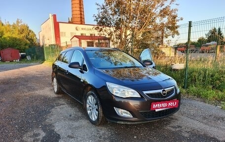 Opel Astra J, 2011 год, 725 000 рублей, 6 фотография
