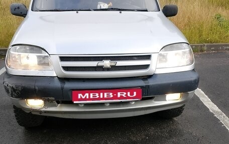 Chevrolet Niva I рестайлинг, 2005 год, 150 000 рублей, 1 фотография