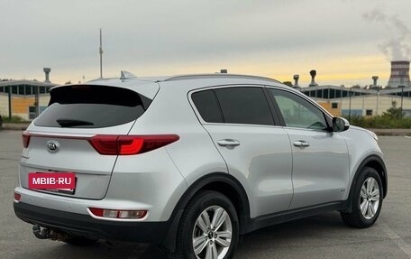 KIA Sportage IV рестайлинг, 2017 год, 2 100 000 рублей, 6 фотография