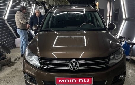 Volkswagen Tiguan I, 2014 год, 1 280 000 рублей, 1 фотография