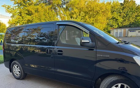 Hyundai Grand Starex Grand Starex I рестайлинг 2, 2010 год, 1 350 000 рублей, 1 фотография