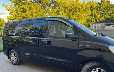 Hyundai Grand Starex Grand Starex I рестайлинг 2, 2010 год, 1 350 000 рублей, 1 фотография