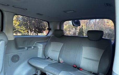 Hyundai Grand Starex Grand Starex I рестайлинг 2, 2010 год, 1 350 000 рублей, 13 фотография