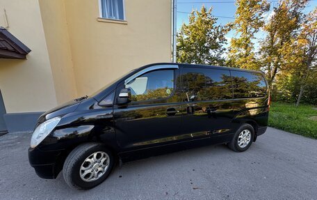 Hyundai Grand Starex Grand Starex I рестайлинг 2, 2010 год, 1 350 000 рублей, 4 фотография
