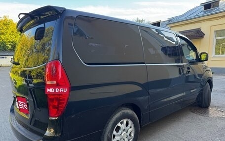 Hyundai Grand Starex Grand Starex I рестайлинг 2, 2010 год, 1 350 000 рублей, 8 фотография