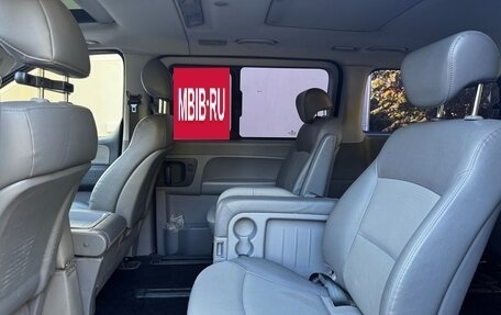 Hyundai Grand Starex Grand Starex I рестайлинг 2, 2010 год, 1 350 000 рублей, 12 фотография