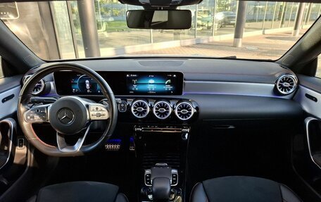 Mercedes-Benz CLA, 2019 год, 2 550 000 рублей, 14 фотография