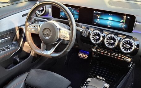 Mercedes-Benz CLA, 2019 год, 2 550 000 рублей, 13 фотография