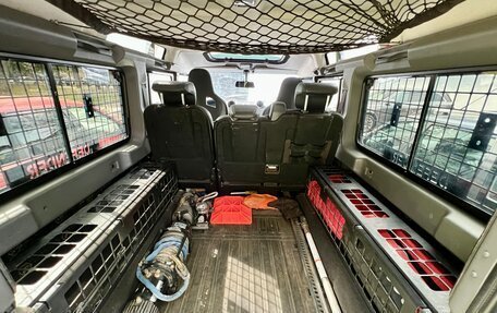 Land Rover Defender I, 2008 год, 2 550 000 рублей, 28 фотография