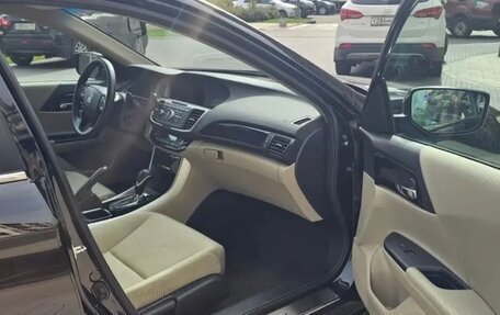 Honda Accord IX рестайлинг, 2016 год, 1 490 000 рублей, 18 фотография