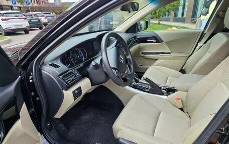 Honda Accord IX рестайлинг, 2016 год, 1 490 000 рублей, 23 фотография