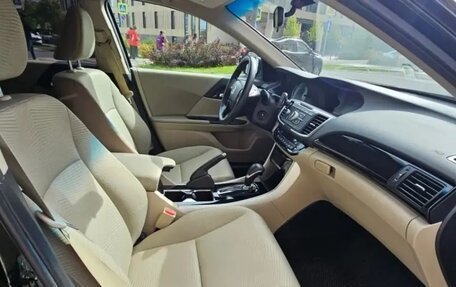 Honda Accord IX рестайлинг, 2016 год, 1 490 000 рублей, 28 фотография