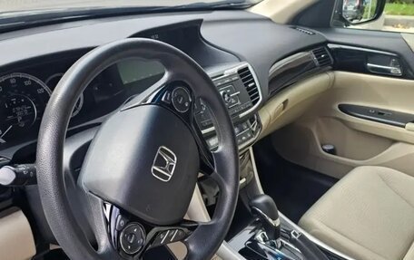 Honda Accord IX рестайлинг, 2016 год, 1 490 000 рублей, 27 фотография